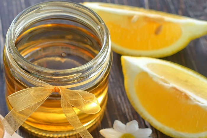 Honey for Skin Care - 34 Benefits and Uses of It for Skin
